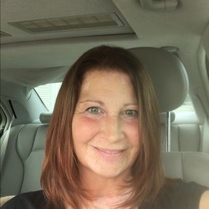 Meet your Posher, Deanna